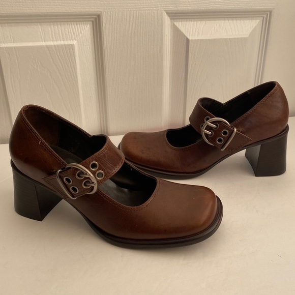 vintage steve madden mary janes